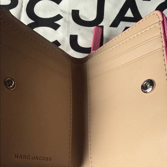 Marc Jacobs Pink leather Wallet - Picture 5 of 5